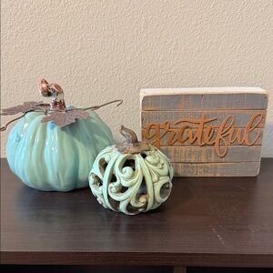 FALL BUNDLE: Decorative Ceramic Pumpkins with Grateful Sign